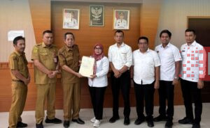 Kementerian ATR/BPN Serahkan 30 Sertipikat Aset ke Pemkab Paluta, Komitmen Bersama Amankan Aset Daerah