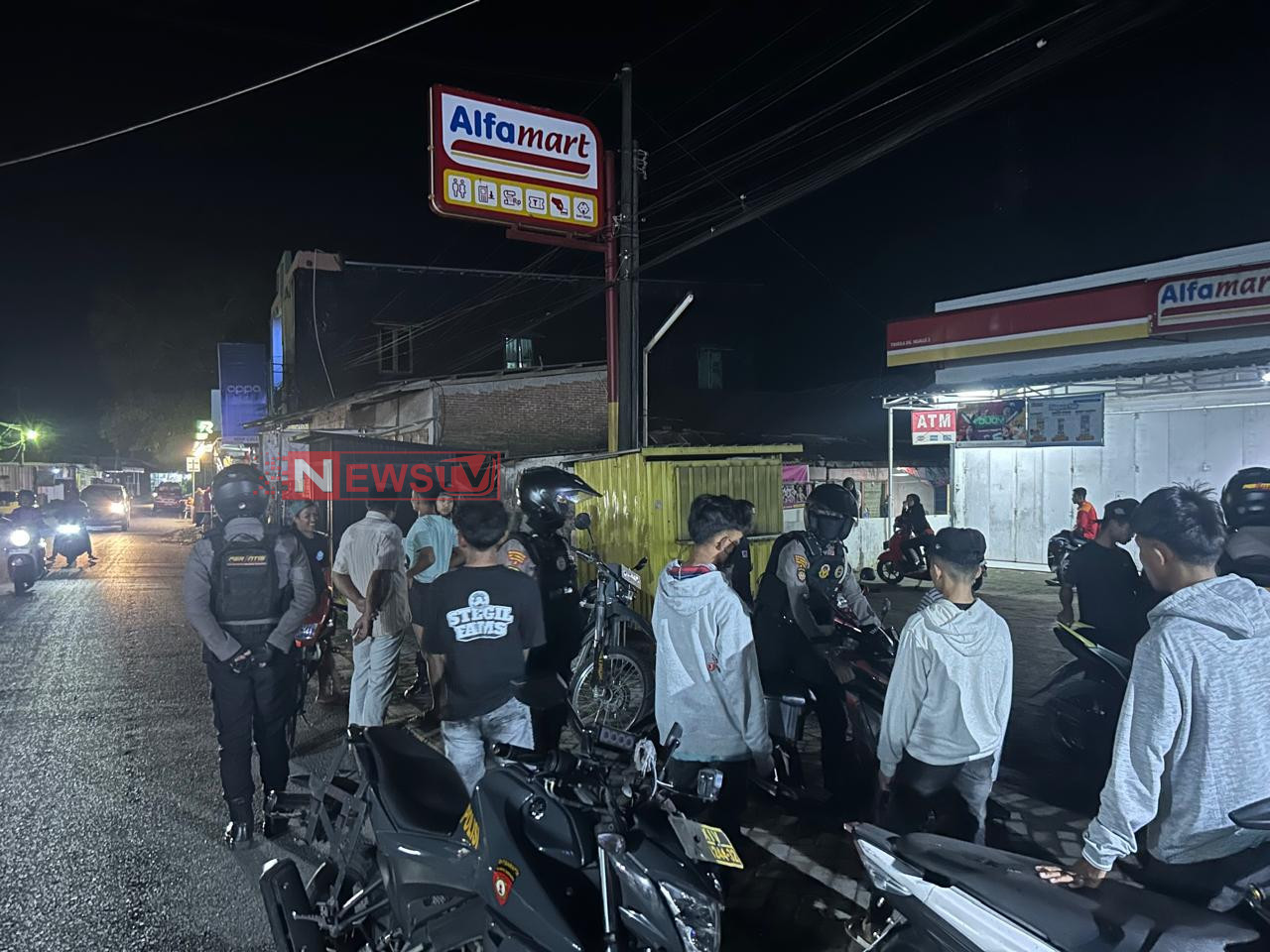 Blue Light Patrol Sat Samapta Polres Takalar Bubarkan Sekelompok Pemuda Larut Malam, Jaga Kamtibmas Tetap Kondusif | NEWS TV Indonesia