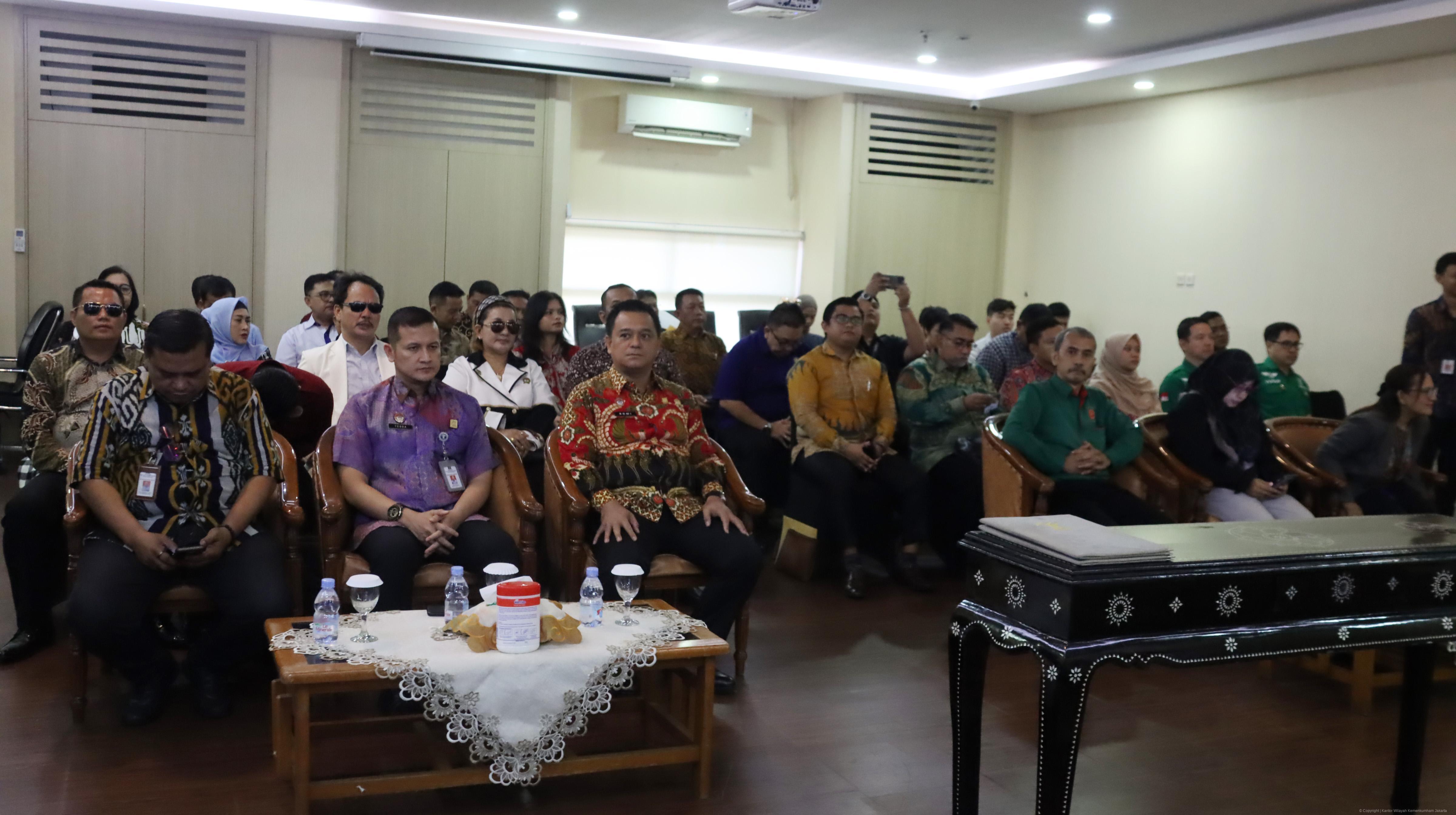 Kanwil Kemenkum DK Jakarta Pastikan Akses Keadilan Lewat Penandatanganan Kontrak Addendum Bantuan Hukum | NEWS TV Indonesia