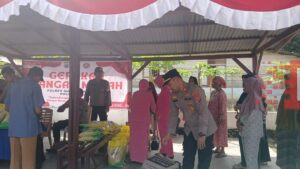 Polsek Siabu Gelar Gerakan Pangan Murah,Warga Terbantu dan Harga  harga terjangkau
