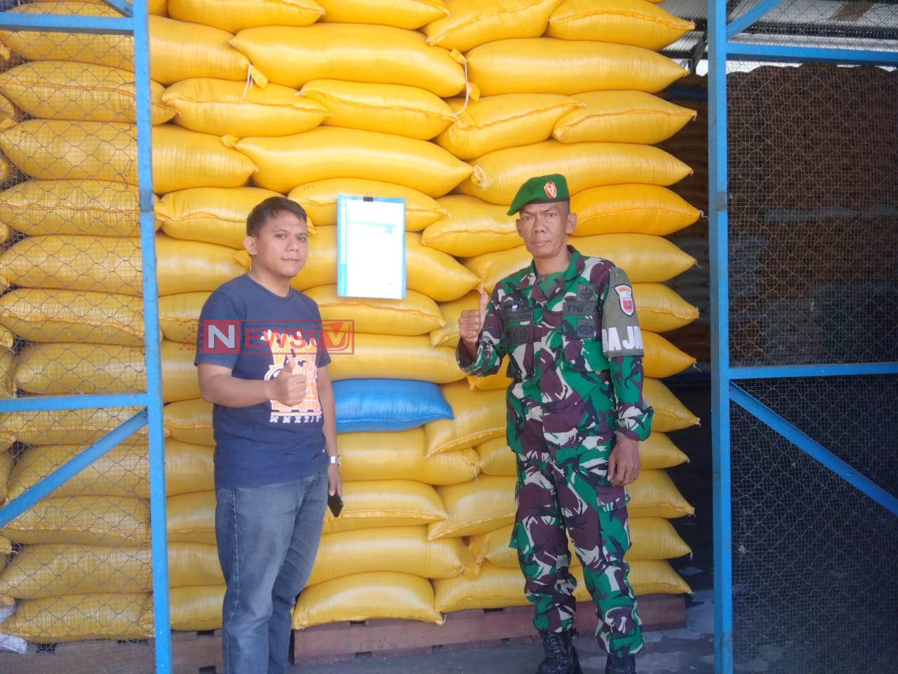 Piket Koramil 1426-01/Polut Setiap Hari Pantau Ketersediaan Beras Di Gudang Bulog | NEWS TV Indonesia