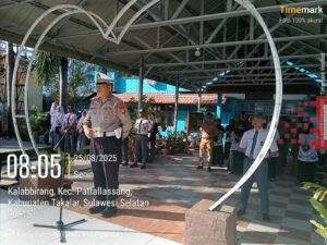 Polantas Takalar Sambangi Sekolah, Ajak Pelajar Jadi Generasi Tertib Berlalu Lintas
