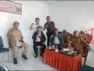 Silaturahmi Wartawan Bersama Kepala Desa Bontomarannu