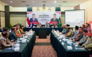 Rakor di Maluku Utara, Menteri Nusron Tekankan Pentingnya Dukungan Pemda dalam Pembuatan Sertipikat Tanah