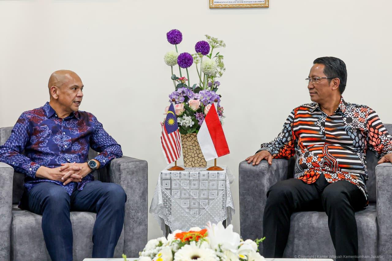 Memastikan Tanggungjawab Platform Global Dalam Royalti, Menkum Kampanye Protokol Jakarta di Forum ASEAN | NEWS TV Indonesia Memastikan Tanggungjawab Platform Global Dalam Royalti, Menkum Kampanye Protokol Jakarta di Forum ASEAN | NEWS TV Indonesia