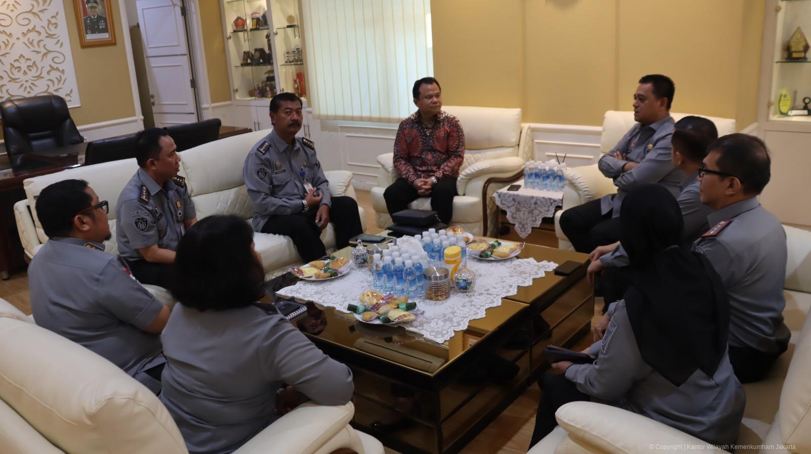 Polantas Takalar Sambangi Sekolah, Ajak Pelajar Jadi Generasi Tertib Berlalu Lintas | NEWS TV Indonesia