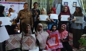 Pemberdayaan Perempuan Melalui Pelatihan Anyaman Tikar Pandan | NEWS TV Indonesia Pemberdayaan Perempuan Melalui Pelatihan Anyaman Tikar Pandan | NEWS TV Indonesia