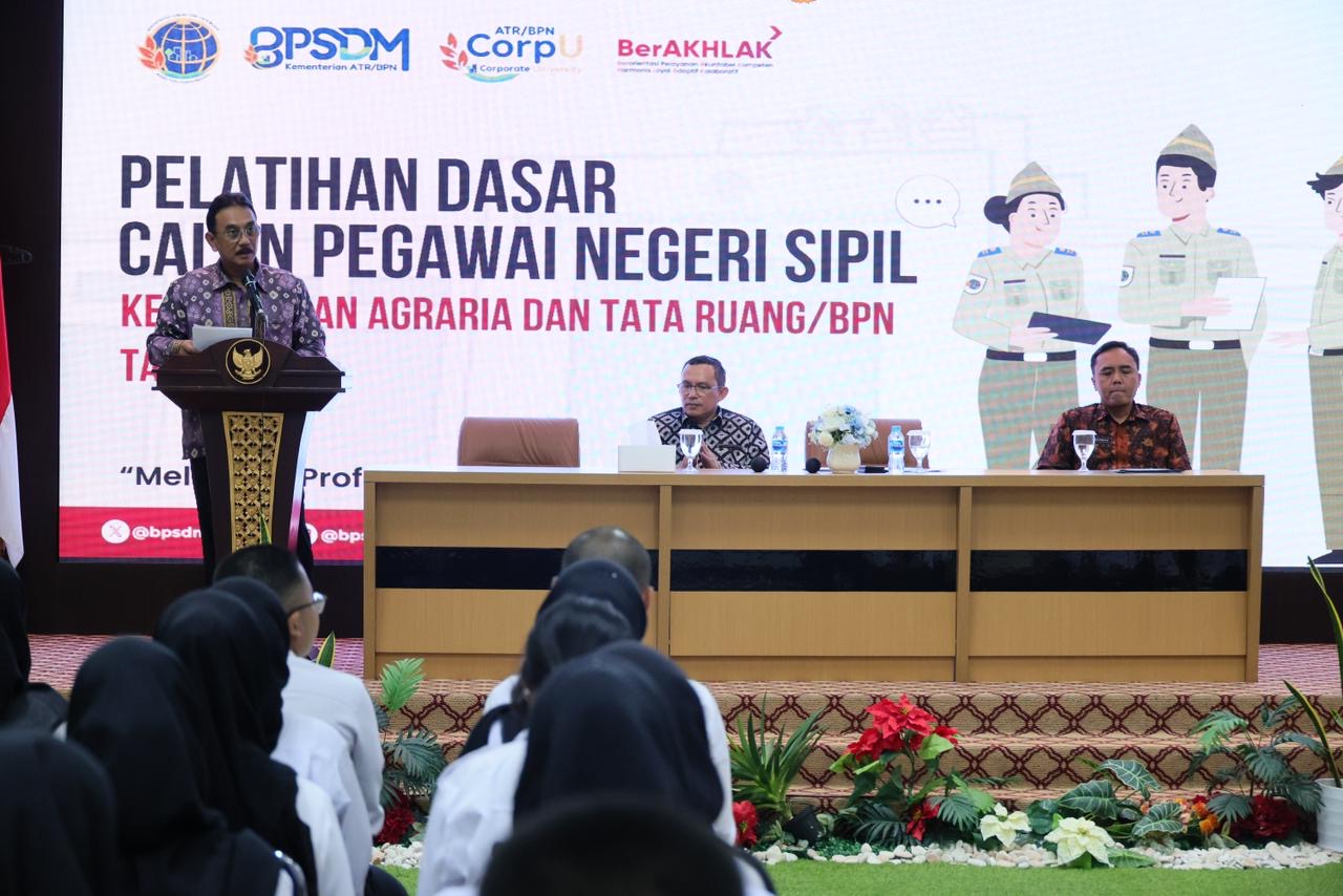 Sekjen ATR/BPN Tutup Latsar CPNS 2025: Tekankan Pentingnya Integritas dan Keseimbangan Jasmani-Rohani ASN | NEWS TV Indonesia