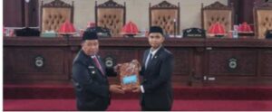 Bupati Takalar Serahkan Dokumen KUA-PPAS APBD 2026 ke DPRD Takalar