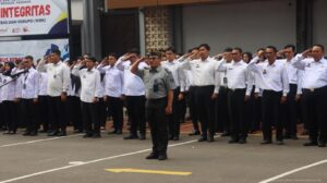 Kanwil Kemenkum DK Jakarta Gelar Apel Pagi: Pembina Apel Tekankan Penyelesaian Kegiatan Akhir Tahun dan Hasil Pemeriksaan BPK