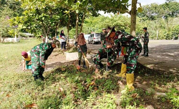 Sukseskan Tonting Yudha Wastu Pramuka Jaya, TNI dan Warga Kompak Bersihkan Lapangan Embung Krapyak Banjaroyo | NEWS TV Indonesia