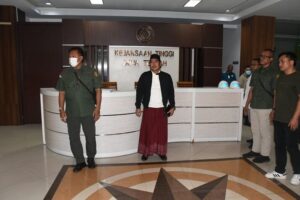 Akui Terima Uang Miliaran Rupiah Dari Eks Pangdam IV/Diponegoro, Gus Yazid Ditangkap Kejagung