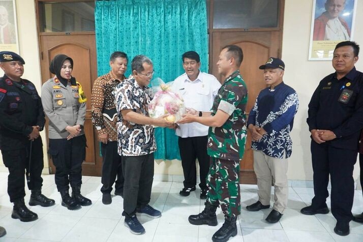 Dandim 0731/Kulon Progo dan Forkopimda Tinjau Kesiapan Pengamanan Jelang Misa Natal | NEWS TV Indonesia