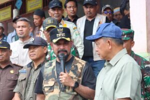 Mendagri Kunjungi Lokop, Bupati Al-Farlaky Sampaikan Kondisi Terkini