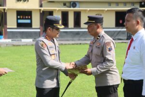 Kreatif Berkantor di Desa, Polsek Muntilan Terima Penghargaan Dari Kapolresta 
