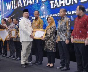 24 Satker ATR/BPN Terima Predikat WBK, Menteri Nusron Beri Apresiasi dan Imbau untuk Jaga Kualitas Layanan