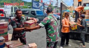 Prajurit Hingga Persit Kodam IV/Diponegoro Ulurkan Tangan Untuk Aceh dan Sumatera 