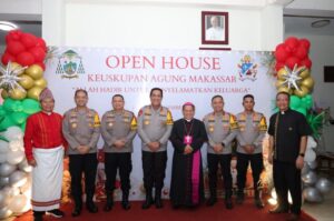 Kapolda Sulsel Hadiri Open House Keuskupan Agung Makassar, Perkuat Toleransi Antarumat Beragama