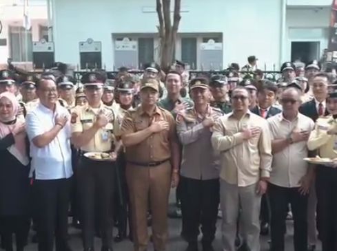 Kapolrestabes Bandung Hadiri Upacara HUT Satpam ke-45 tahun 2025 | NEWS TV Indonesia