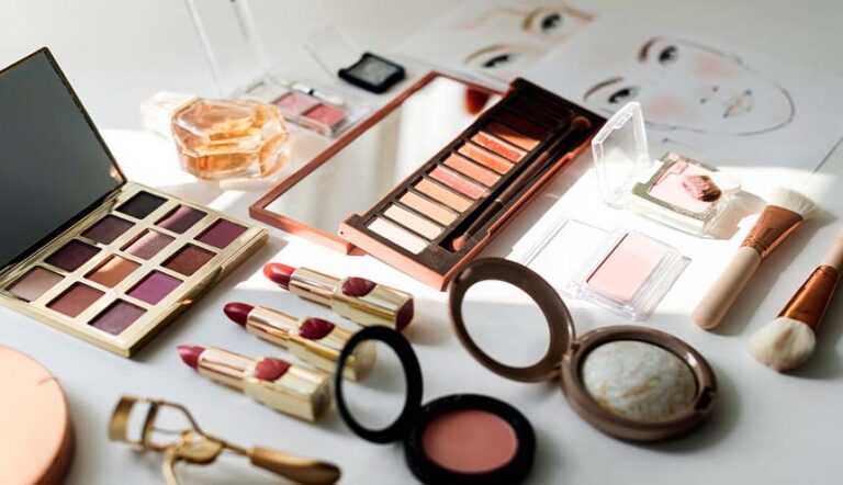 BPOM Intensifkan Pengawasan Kosmetik Jelang Harbolnas 2025, Temukan 470 Sarana Tak Memenuhi Ketentuan