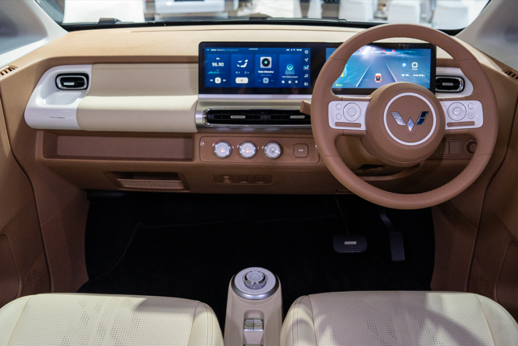 Minimalis dan Futuristik! Interior Wuling Air ev 2025 | NEWS TV Indonesia
