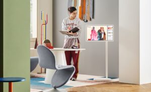 LG StanbyME 2 Resmi Meluncur di Indonesia, TV Portabel dengan Layar Lepas Pertama di Kelasnya