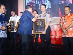 Kapolrestabes Makassar Mendapat Piagam Penghargaan Peduli Indonesia Award