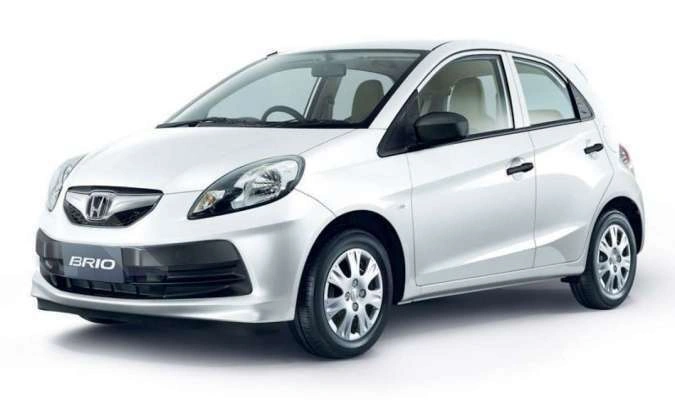 mobil bekas 100 jutaan - Moladin