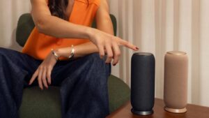 Motorola Resmi Masuk Pasar Audio, Luncurkan Speaker Portable moto sound flow di CES 2026