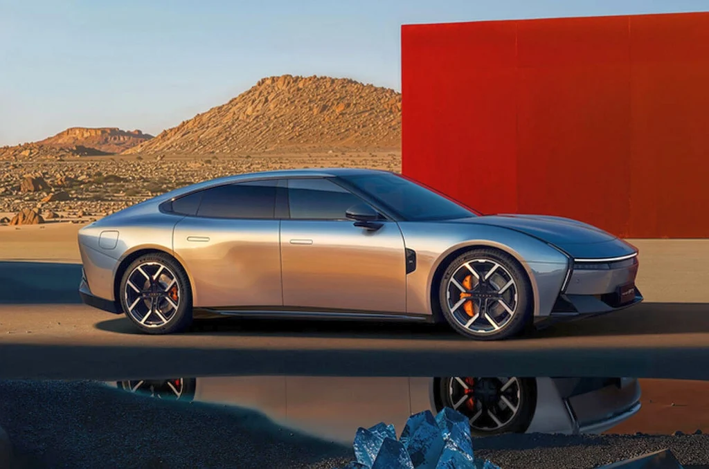 Xpeng The Next P7 - Moladin