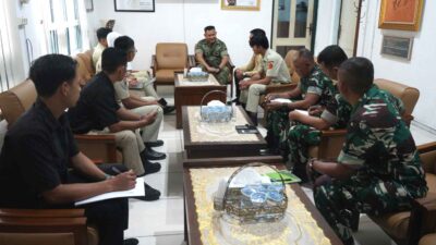 Kasi Intel Korem 072/Pamungkas Sambut Kunjungan Menwa Mahakarta DIY di Makorem