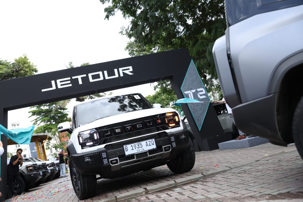 Pelepasan unit JETOUR T2 3