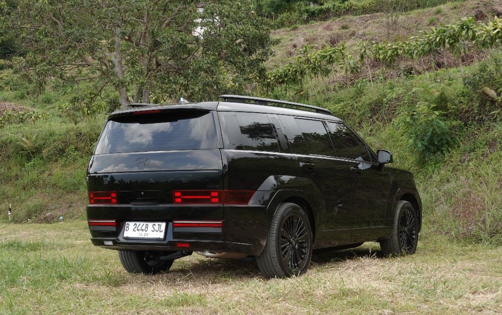 #MoLibur2024 : Hyundai Santa Fe Hybrid, Pilihan SUV Nyaris &lsquo;Sempurna&rsquo; Untuk Keluarga