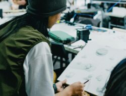 Sharp Class Cetak Generasi Siap Kerja: Kolaborasi Nyata Industri-Pendidikan Vokasi