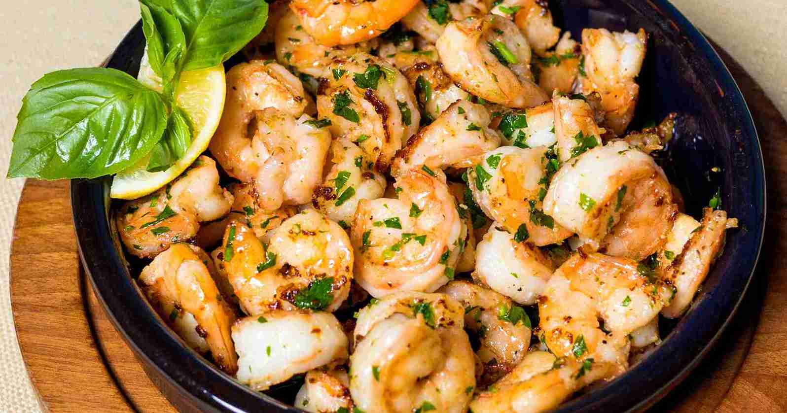 Menu sahur simple - tumis udang bawang putih