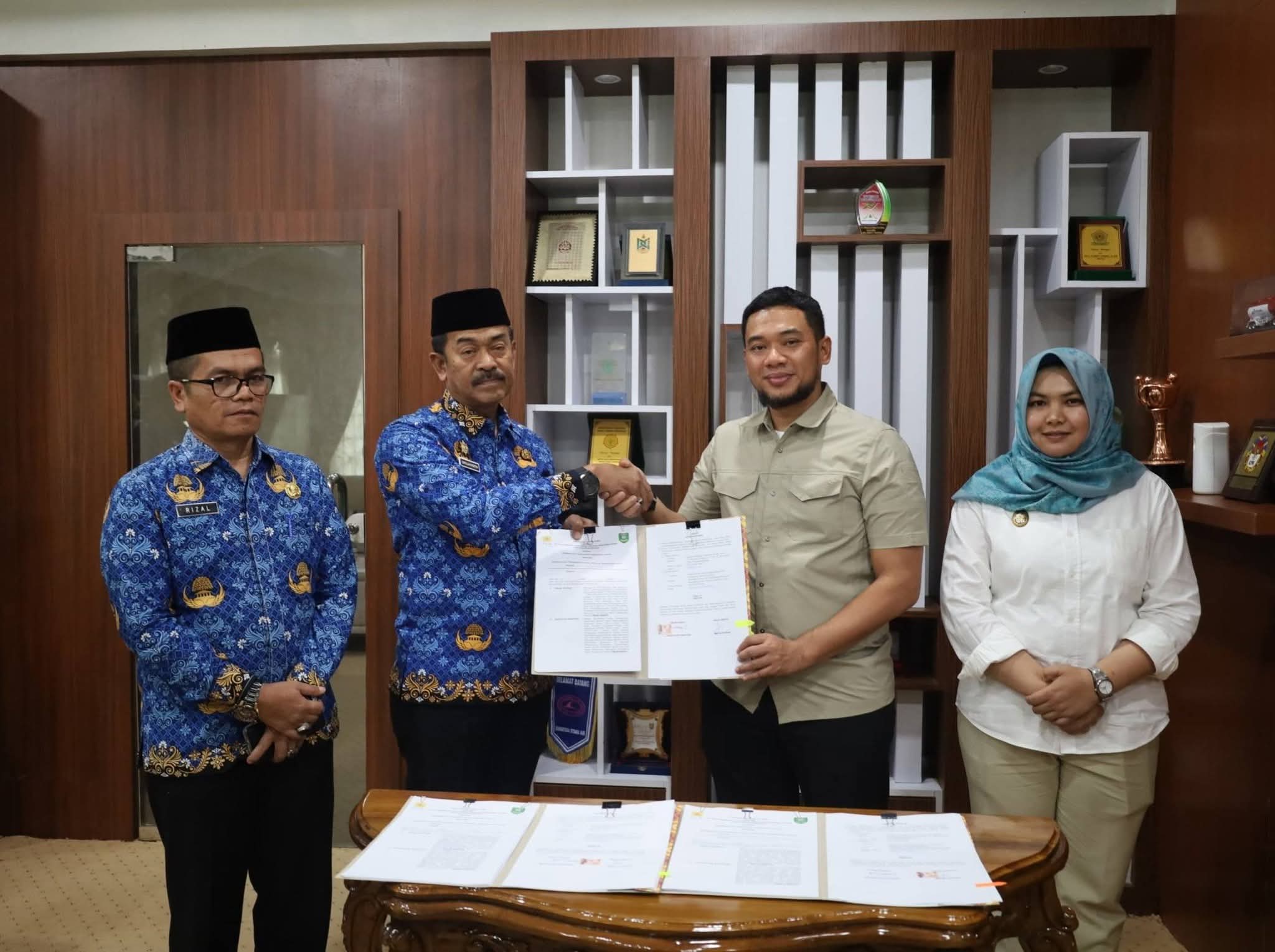 Tingkatkan Akurasi Data PJU:PLN UP3 Padang Sidempuan Dan Pemkab Madina Tanda Tangani MoU | NEWS TV Indonesia