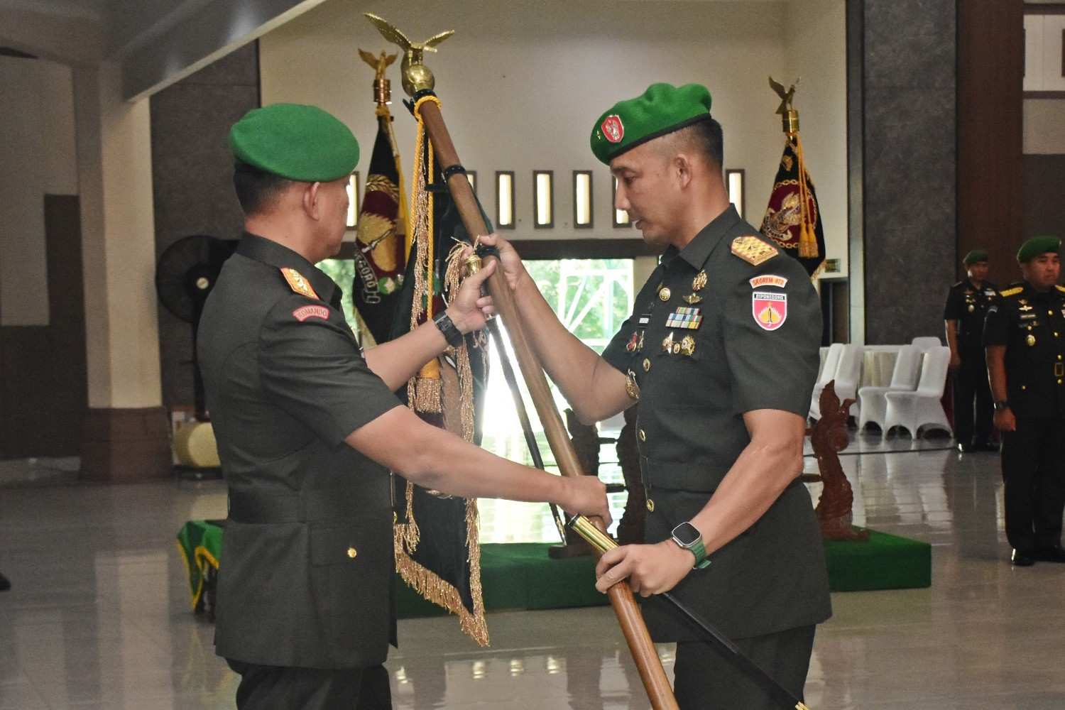 Alumni UGM Resmi Jadi Danrem 072/Pamungkas Gantikan Brigjen TNI Bambang Sujarwo | Newstv Indonesia