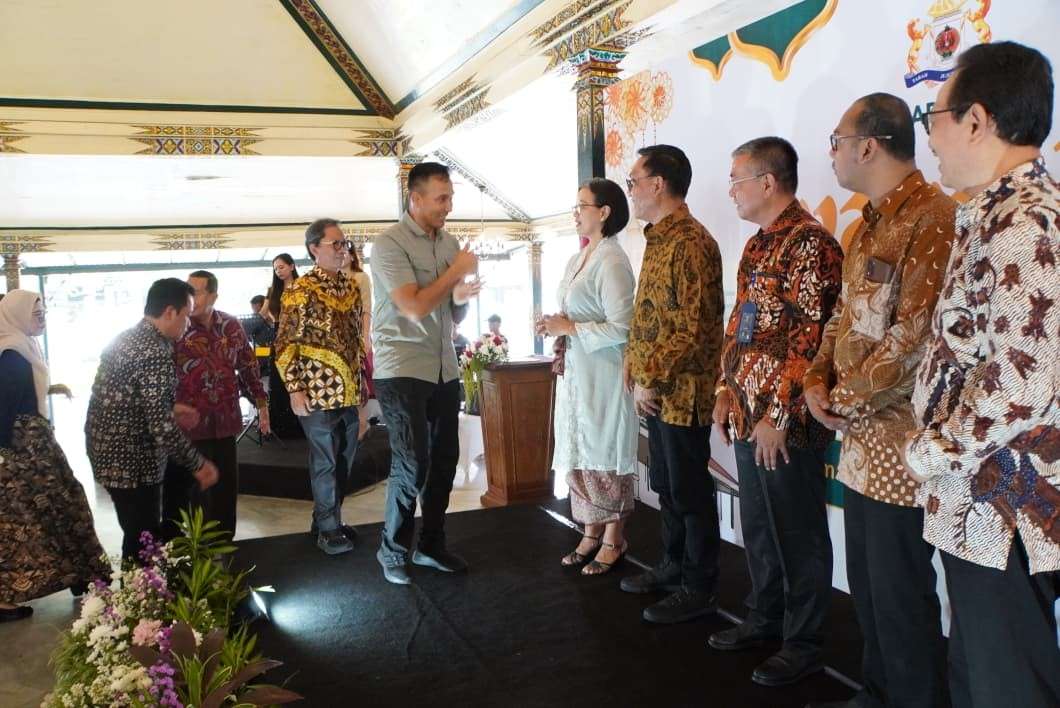 Danrem 072/Pamungkas, Brigjen TNI Brigjen TNI Yuniar Dwi Hantono Ikuti Syawalan Bersama Kadin DIY | Newstv Indonesia