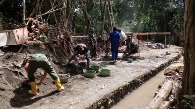 Demi Jembatan Garuda, TNI Bersama Warga Gempur Sungai Kalijaran | Newstv Indonesia