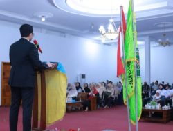 Akbid Armina Centre dan SMK Armina Madina Gelar’ Capping Day dan Pining Day Angkatan XV