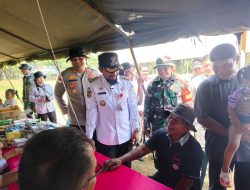 Kodim 0104/Aceh Timur Gelar Pengobatan Massal, Bagi Sembako Gratis, dan Pasar Murah dalam Pembukaan TMMD Ke-128