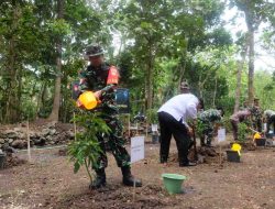 Bupati Kulon Progo dan Satgas TMMD Reguler ke-128 Hijaukan Kelurahan Sidorejo