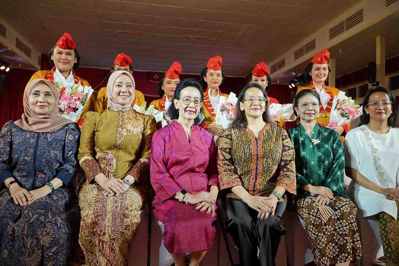 Kartini Tak Pernah Pergi : Harmoni Perempuan dalam “Warawaditra Untukmu Kartiniku” | Newstv Indonesia