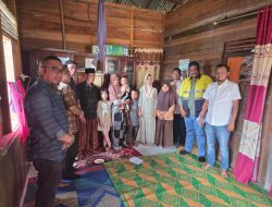 PT Sorik Mas Mining Serahkan Tali Asih Kepada Keluarga Almarhum Zakaria Siregar