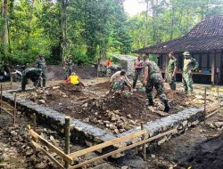 Rumah Affan di Jurug Digempur TNI dan Warga