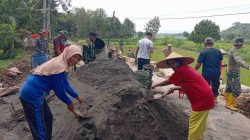 Usia Bukan Penghalang Bagi Painem dan Jumijem Ikut Bersama TNI Bangun Talud di Kwarakan | Newstv Indonesia