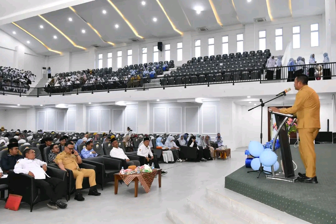 Buka 6th EF STAIN, Bupati Madina"Don't be afraid to make Mistake when speak English" | Newstv Indonesia
