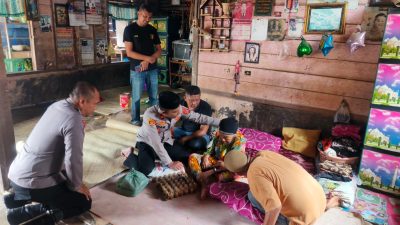 Polsek Lingga Bayu Pererat Silaturahmi Melalui Jumat Berkah Bagikan Tali Asih Ke Warga | Newstv Indonesia
