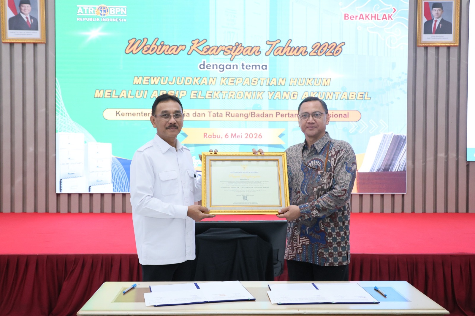 Kementerian ATR/BPN Raih Penghargaan dari ANRI atas Penyelamatan dan Pelestarian Arsip | Newstv Indonesia