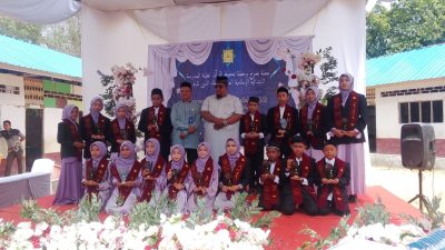 Perpisahan Penuh Haru, Tahfiz Al-Qur’an Jadi Penutup Manis di SD IT Alaidinsyah | Newstv Indonesia